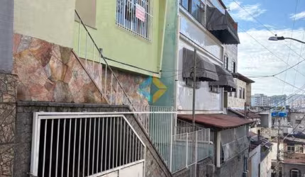 Casa com 4 quartos, Ponta D&amp;#039;Areia, Niterói - R$ 720 mil, Cod: 1372