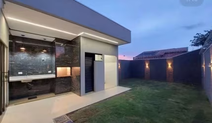 Casa para Venda em Campo Grande, Universitário, 3 dormitórios, 1 suíte, 2 banheiros, 2 vagas