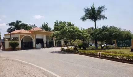 TERRENO EM CONDOMÍNIO JUNDIAÍ - RESERVA DA SERRA - MEDEIROS - ESQUINA