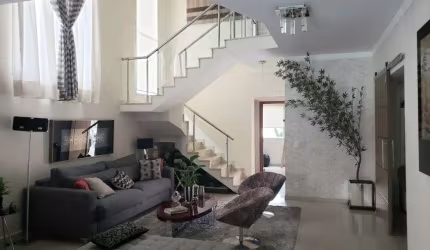 SOBRADO DE CONDOMINÍO EM JUNDIAÍ - AT: 360,00 m² - AC: 307,00 m² - 4 dorms (2 suítes)