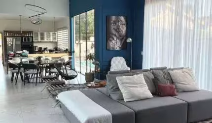 CASA A VENDA EM JUNDIAÍ - TERRA CAXAMBU - TÉRREA - 4 VAGAS