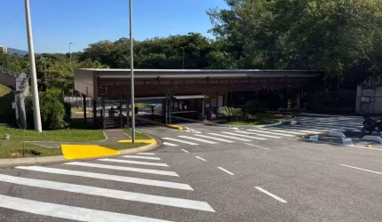 TERRENO A VENDA EM CONDOMÍNIO JUNDIAÍ - BOSQUE DO HORTO - LEVE ACLIVE
