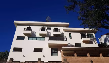 CASA A VENDA EM JUNDIAÍ - MALOTA - SOBRADO (3 PISOS) - 4 SUÍTES - 5 VAGAS