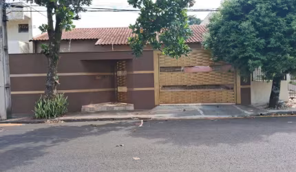 Casa à venda em Londrina, Lago Parque, com 4 suítes, com 250 m²