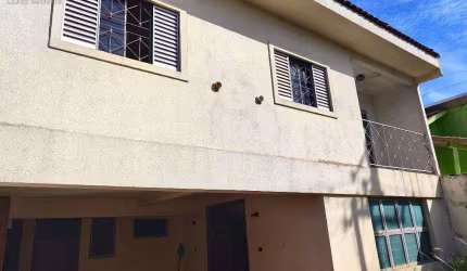 Casa à venda em Londrina, São Cristóvão, com 3 quartos, com 125 m²