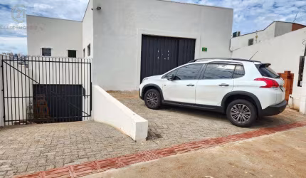 Barracão para alugar em Londrina, Alpes, com 398 m²