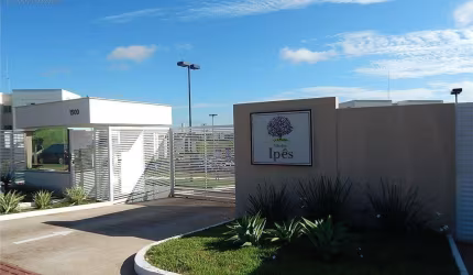 Apartamento à venda em Londrina, Ouro Verde, com 2 quartos, com 45 m², Vila dos Ipês