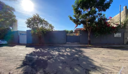 Terreno à venda em Londrina, Jardim Agari, com 800 m²