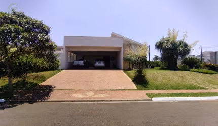 Casa à venda e para alugar em Londrina, Esperança, com 3 suítes, com 300 m²
