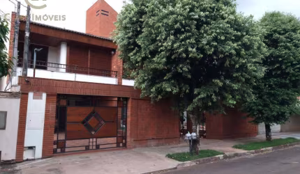 Casa à venda em Londrina, Mediterrâneo, com 5 suítes, com 450 m²