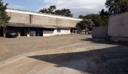 Terreno à venda em Londrina, Helena, com 4000 m²