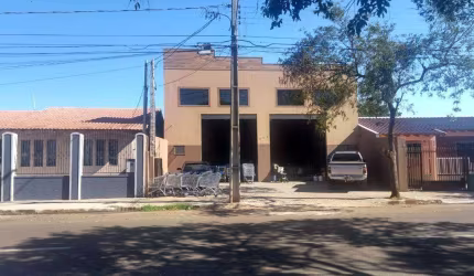 Barracão à venda em Londrina, Conjunto Santa Rita 7, com 235.9 m²