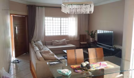 Casa à venda em Londrina, Jardim Tarumã, com 3 quartos, com 156 m²