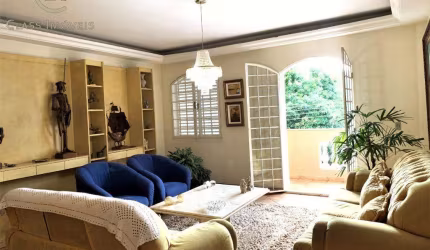 Casa à venda e para alugar em Londrina, Canaã, com 5 quartos, com 445 m²