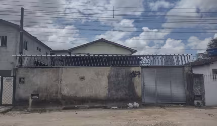 Casa Espaçosa com um Otimo Custo Beneficio no Bairro das Industrias
