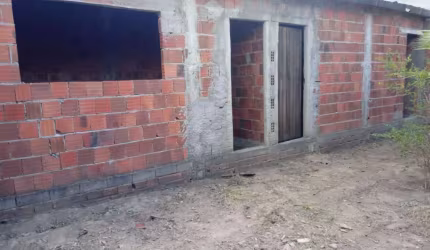 Casa à venda em Sapé-PB, bairro Salvador: 4 quartos, 1 suíte, 1 sala, 1 banheiro, 110m². Confira!