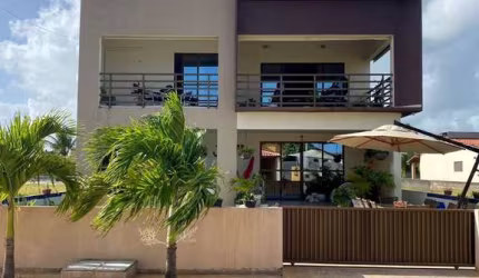 Imperdível casa em condomínio na cidade de Lucena-PB, bairro Camaçari: 7 quartos, 6 suítes, 3 salas, 1 vaga, 248m².