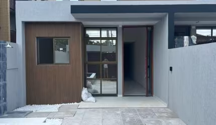 Imperdível oportunidade: Casa à venda em João Pessoa-PB, no bairro Água Fria, 3 quartos, 1 suíte, 1 sala, 1 banheiro, 1 vaga, 75m².