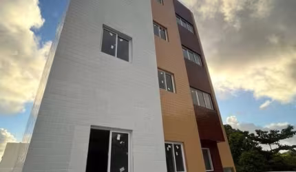 Apartamento à venda em João Pessoa-PB, no bairro Valentina de Figueiredo: 2 quartos, 1 banheiro, 1 vaga de garagem!