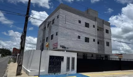 Apartamento de 2 quartos no Ernani Sátiro, João Pessoa-PB: Pronto para Morar no Residencial Carvalho &amp; Marques!
