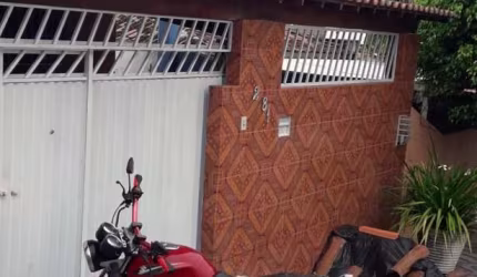 Casa em Condomínio de Alto Padrão à Venda em João Pessoa-PB, Bairro Ernesto Geisel: 3 Quartos, 1 Suíte, 1 Vaga de Garagem.