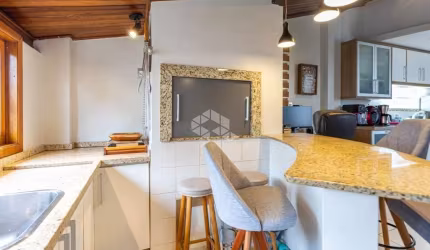 Apartamento com 2 quartos à venda na Avenida Montenegro, 203, Petrópolis, Porto Alegre por R$ 549.900