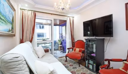 Apartamento com 2 quartos à venda na Rua Sapê, 410, Passo da Areia, Porto Alegre por R$ 692.000