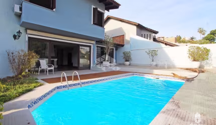 Casa com 4 quartos à venda na Rua Miracema, 15, Chácara das Pedras, Porto Alegre por R$ 1.650.000