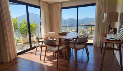 Linda casa a venda na fazendinha próximo ao centro da cidade de Teresópolis