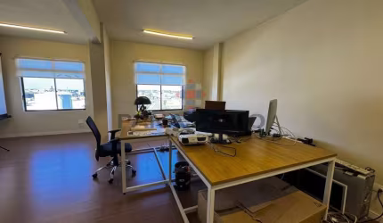 Comercial para Venda em Curitiba, Parolin