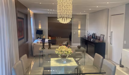 Apartamento próximo ao parque da aclimação , 3 suites , 1 por andar