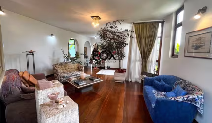 Casa com 4 quartos à venda na Rua Rádio, 171, São Lucas, Belo Horizonte por R$ 1.390.000