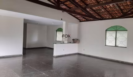 Casa em condomínio fechado com 8 quartos à venda na Cinco, 362, Quintas do Lago I, Sete Lagoas por R$ 1.400.000