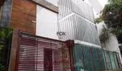 Casa comercial com 2 salas para alugar na Rua Tenente Brito Melo, 1233, Barro Preto, Belo Horizonte por R$ 7.000