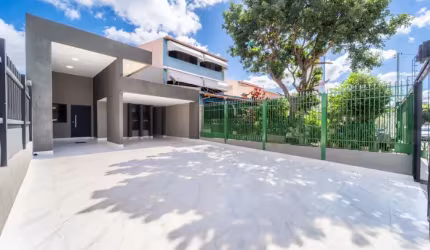 ACEITA CARRO, APARTAMENTO OU CASA NA QNL
