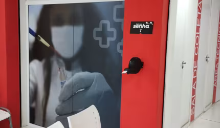 Laboratório de análises clínicas montado, funcionando, todo mobiliário