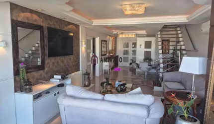 Linda Cobertura Duplex para venda em Farroupilha, Centro