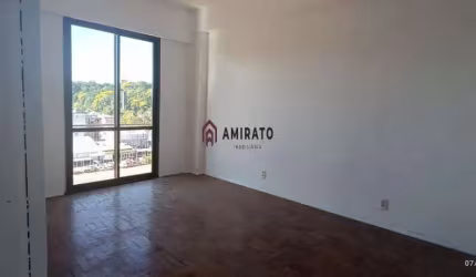 Excelente oportunidade: Apartamento com área de serviço em Caxias do Sul - Venda