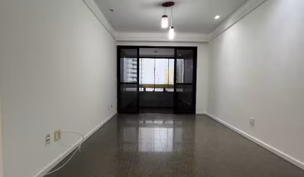 /4, Nascente, com uma Suíte, Vista Panorâmica, duas Garagens...