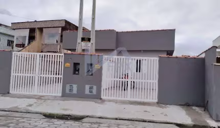 Casa para Venda em Itanhaém, Jardim Umuarama, 2 dormitórios, 1 suíte, 1 banheiro, 2 vagas