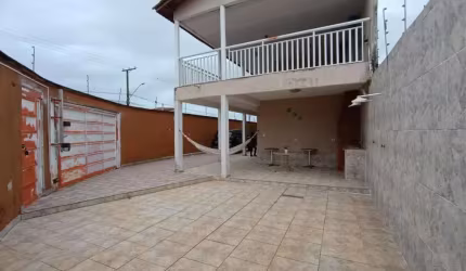 Sobrado para Venda em Itanhaém, Jardim das Palmeiras, 5 dormitórios, 2 suítes, 2 banheiros, 4 vagas