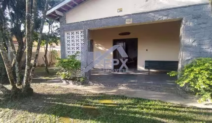Casa para Venda em Itanhaém, Suarão, 6 dormitórios, 1 suíte, 1 banheiro, 6 vagas