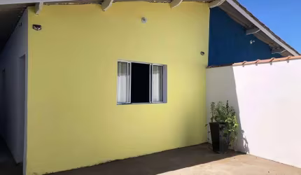 Casa para Venda em Itanhaém, Jardim Umuarama, 1 dormitório, 1 banheiro, 3 vagas