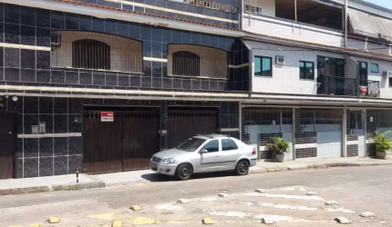 Casa com 2 quartos, sendo 1 suíte, garagem na Ilha do Gov. - Rio de Janeiro - RJ