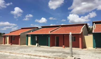 Casas no bairro Planalto Ayrton Senna, 60m², sem taxa de condomínio.