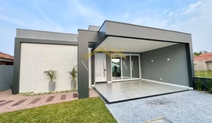 CASA LUXUOSA NO CENTRO DE TRAMANDAÍ