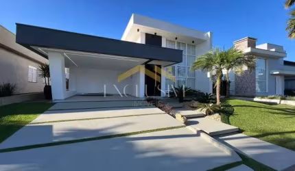 CASA ALTO PADRÃO EM CONDOMÍNIO DE LUXO EM TRAMANDAÍ