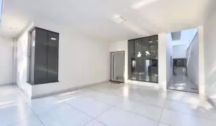 Casa à venda em Maringá, Jardim Alvorada, com 3 quartos, com 145 m² de construção