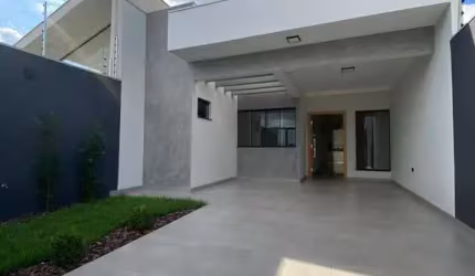 Casa à venda em Maringá, Jardim Paris VI, com 3 quartos, com 100 m² de construção