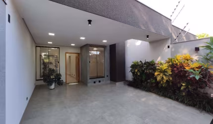 Casa à venda no Jd. Alvorada III em Maringá/PR com 111m² de construção